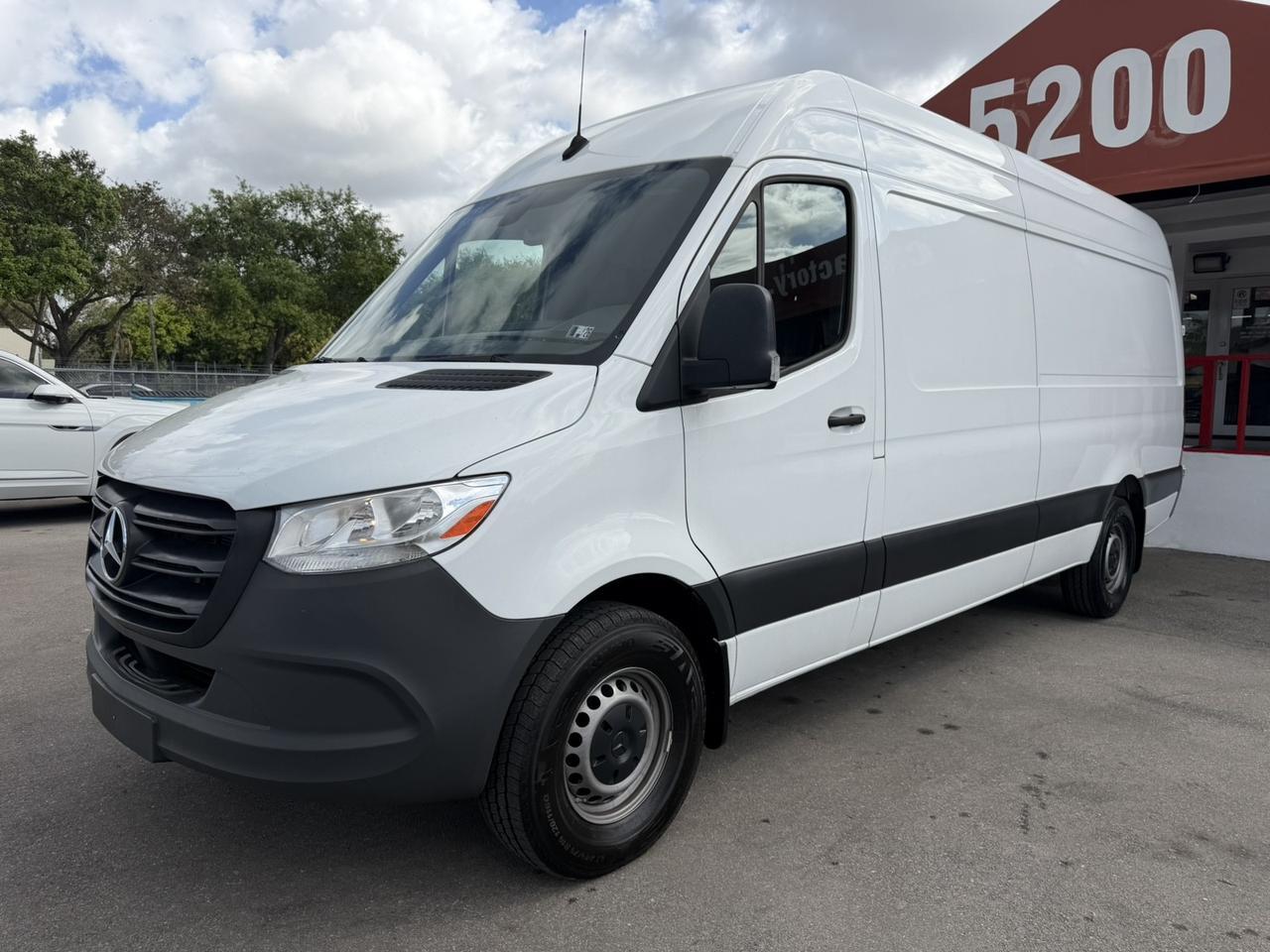 2022 Mercedes-Benz Sprinter Cargo Van Hollywood FL