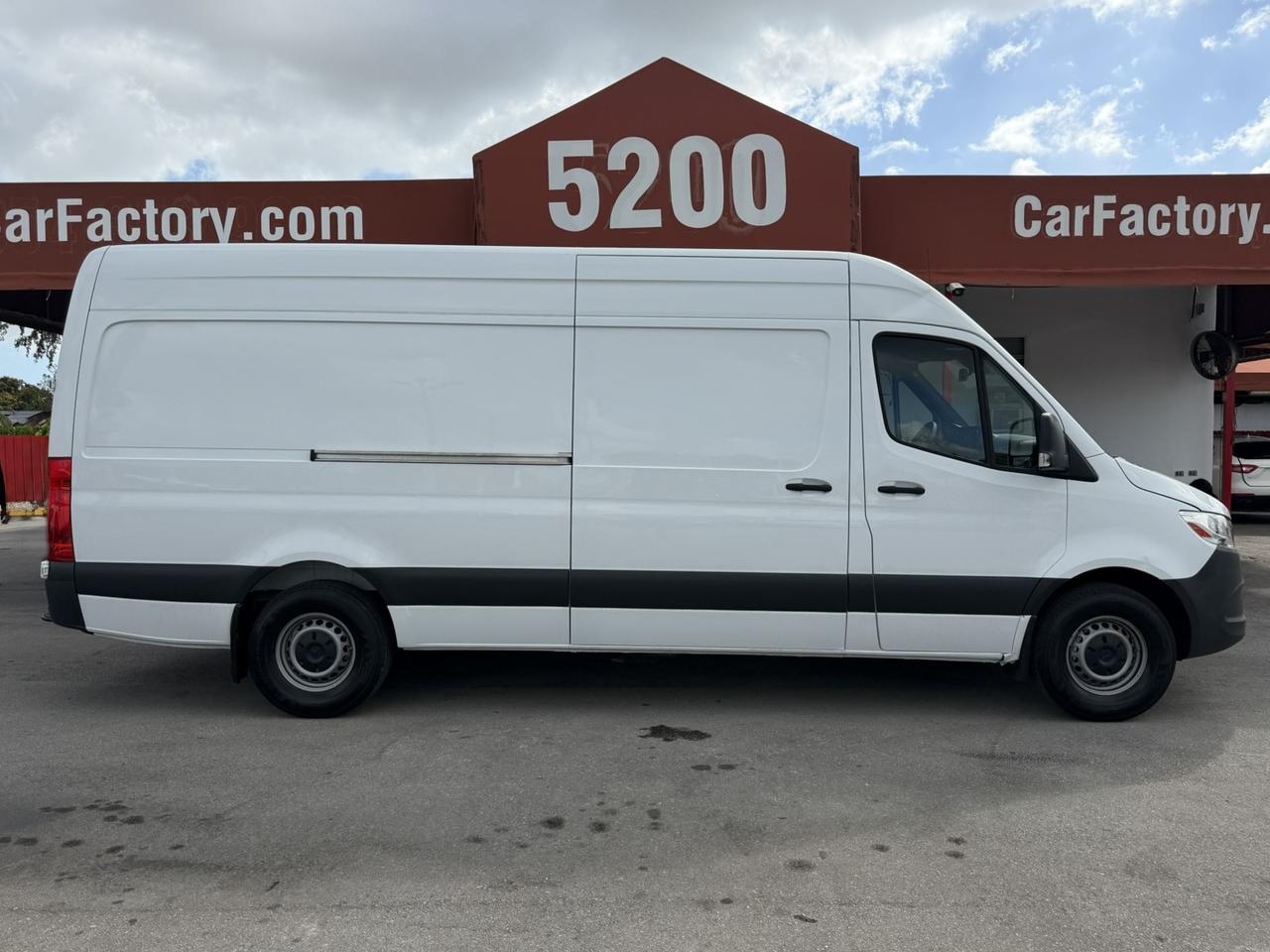 2022 Mercedes-Benz Sprinter Cargo Van Hollywood FL