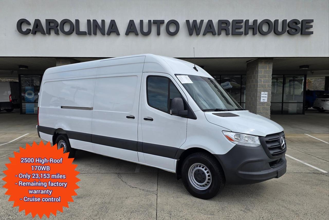 2023 Ford Transit Cargo Van photo 37