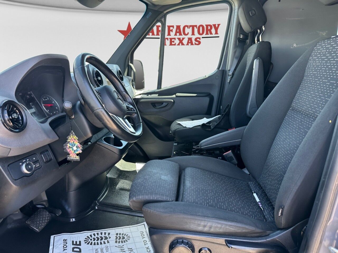 2022 Mercedes-Benz Sprinter Cargo Van 2500 High Roof I4 170" RWD Lancaster TX