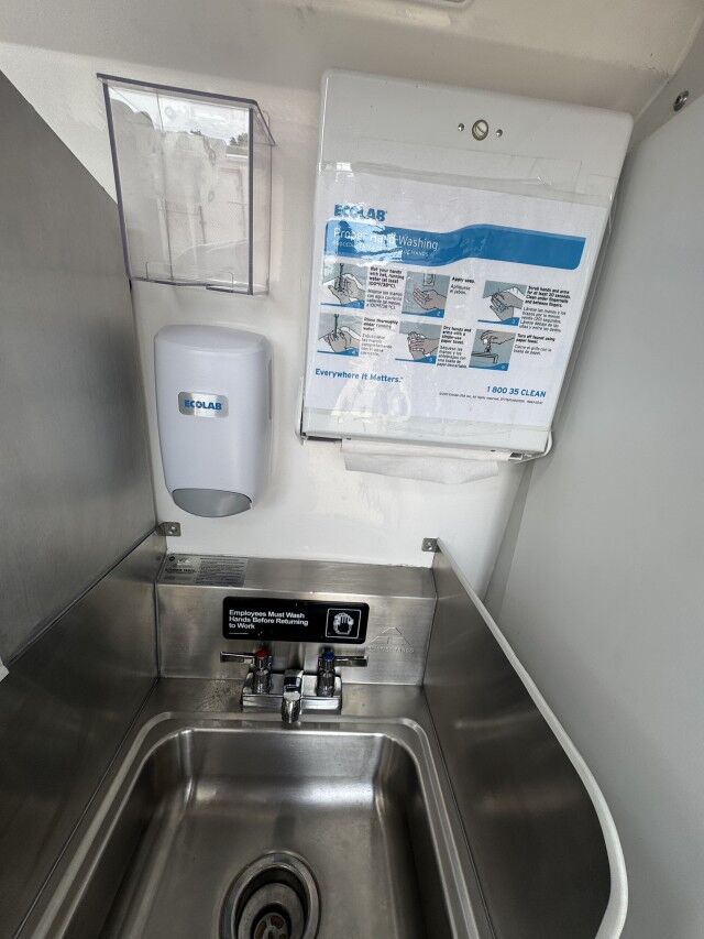 2022 Mercedes-Benz Sprinter Cargo Van Fully Converted Food Truck Henrico VA