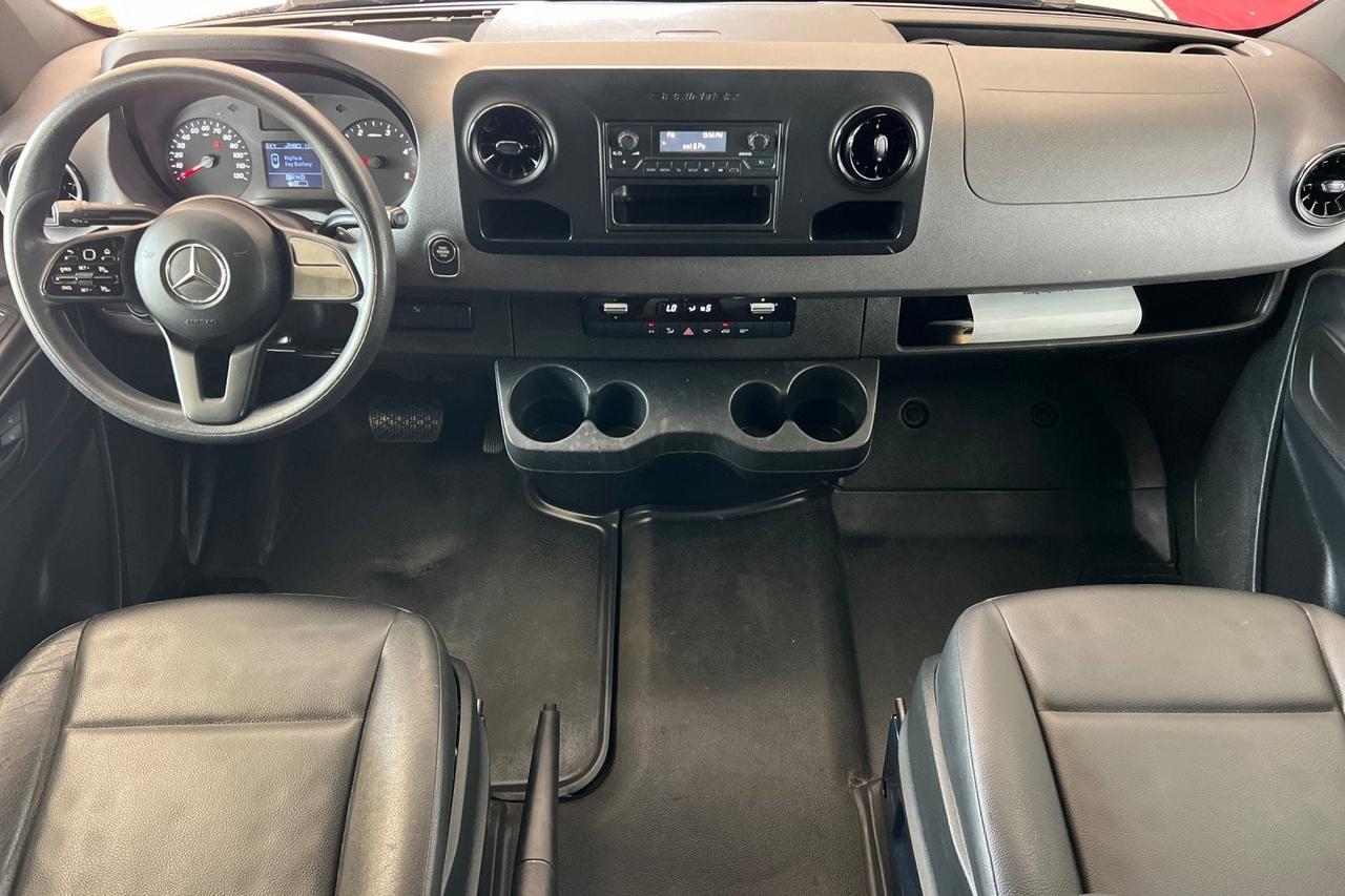 2022 Mercedes-Benz Sprinter Crew Van Base