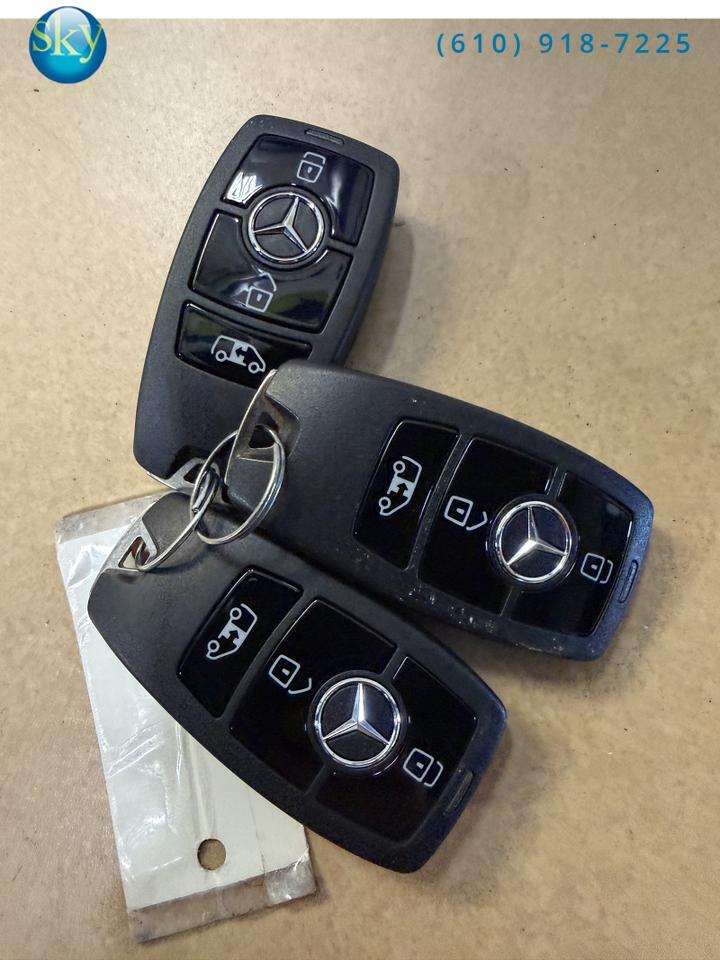 2022 Mercedes-Benz Sprinter Passenger Van 4WD EXPLORER VANS CONVERSION LIMITED SE West Chester PA