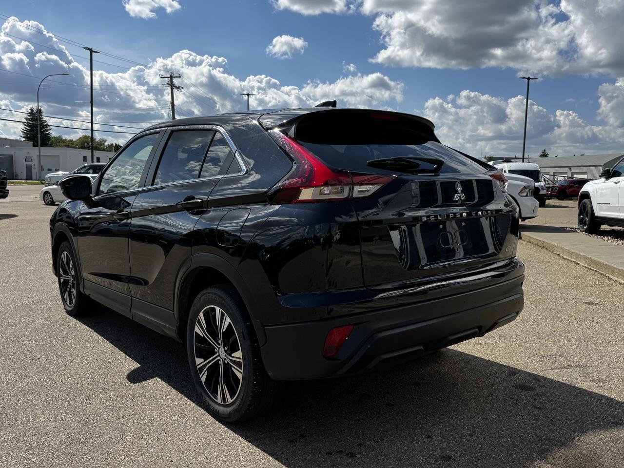 2022 Mitsubishi Eclipse Cross ES AWC SUV | Backup Camera | Cloth | Remote Keyless Entry Redwater AB