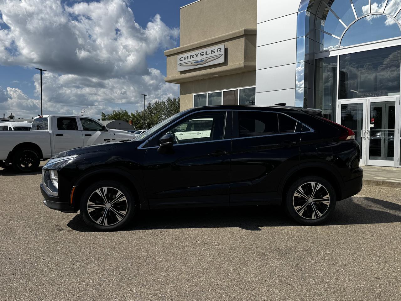 2022 Mitsubishi Eclipse Cross ES AWC SUV | Backup Camera | Cloth | Remote Keyless Entry Redwater AB