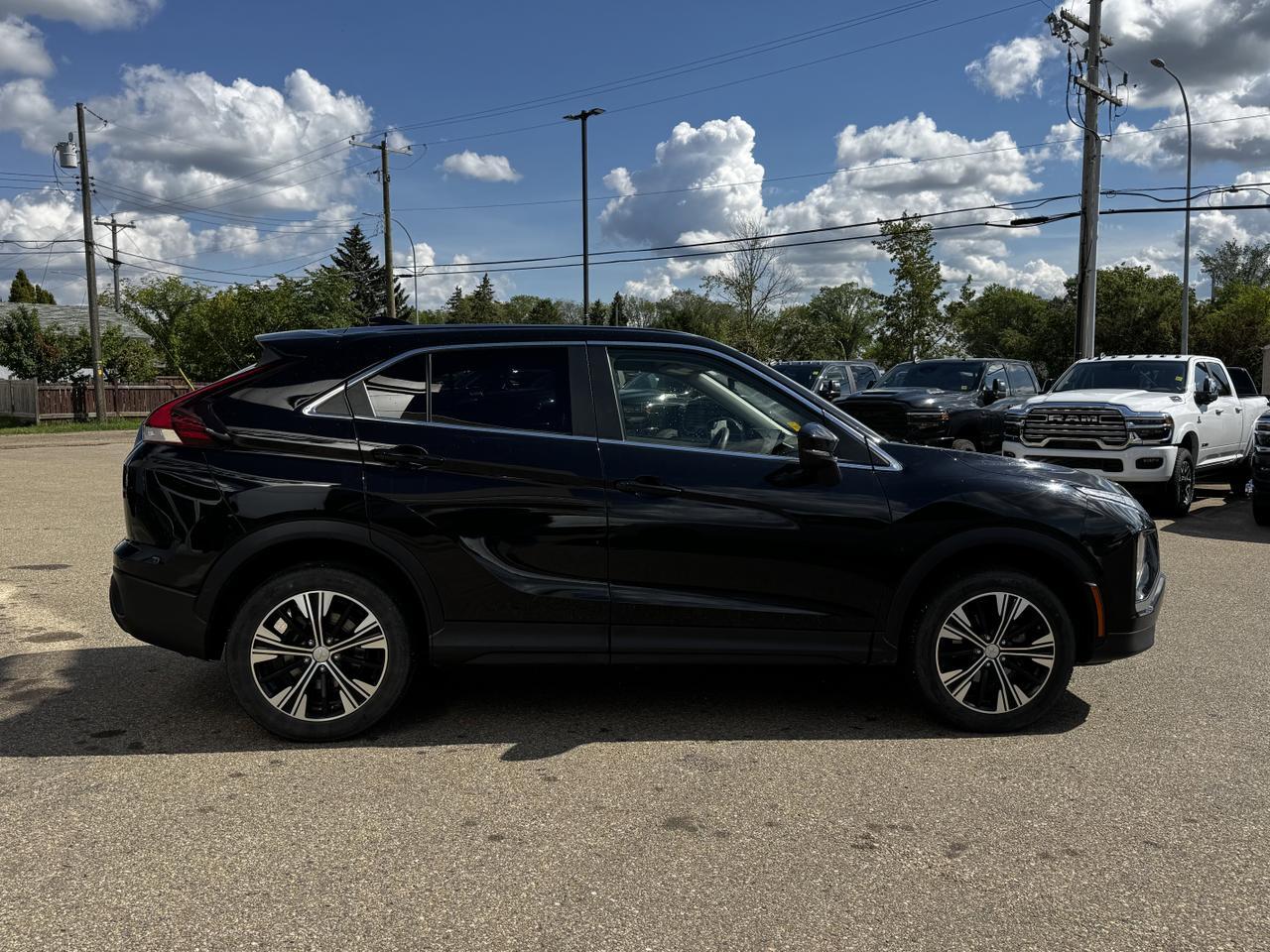 2022 Mitsubishi Eclipse Cross ES AWC SUV | Backup Camera | Cloth | Remote Keyless Entry Redwater AB