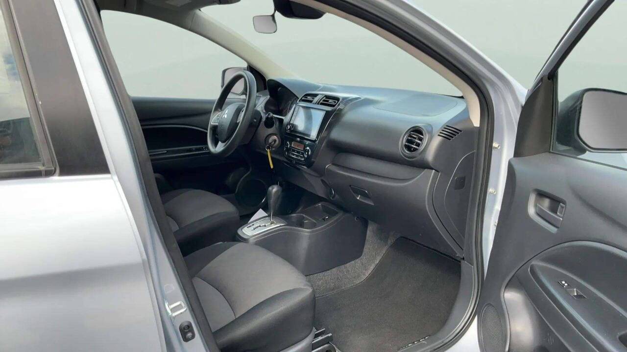 2022 Mitsubishi Mirage ES 4dr Hatchback CVT Chesterfield MI