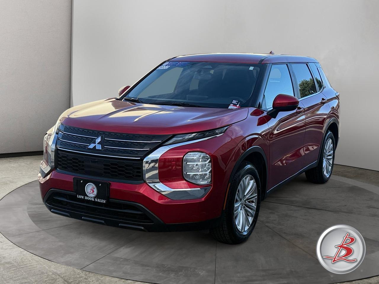 2022 Mitsubishi OUTLANDER ES