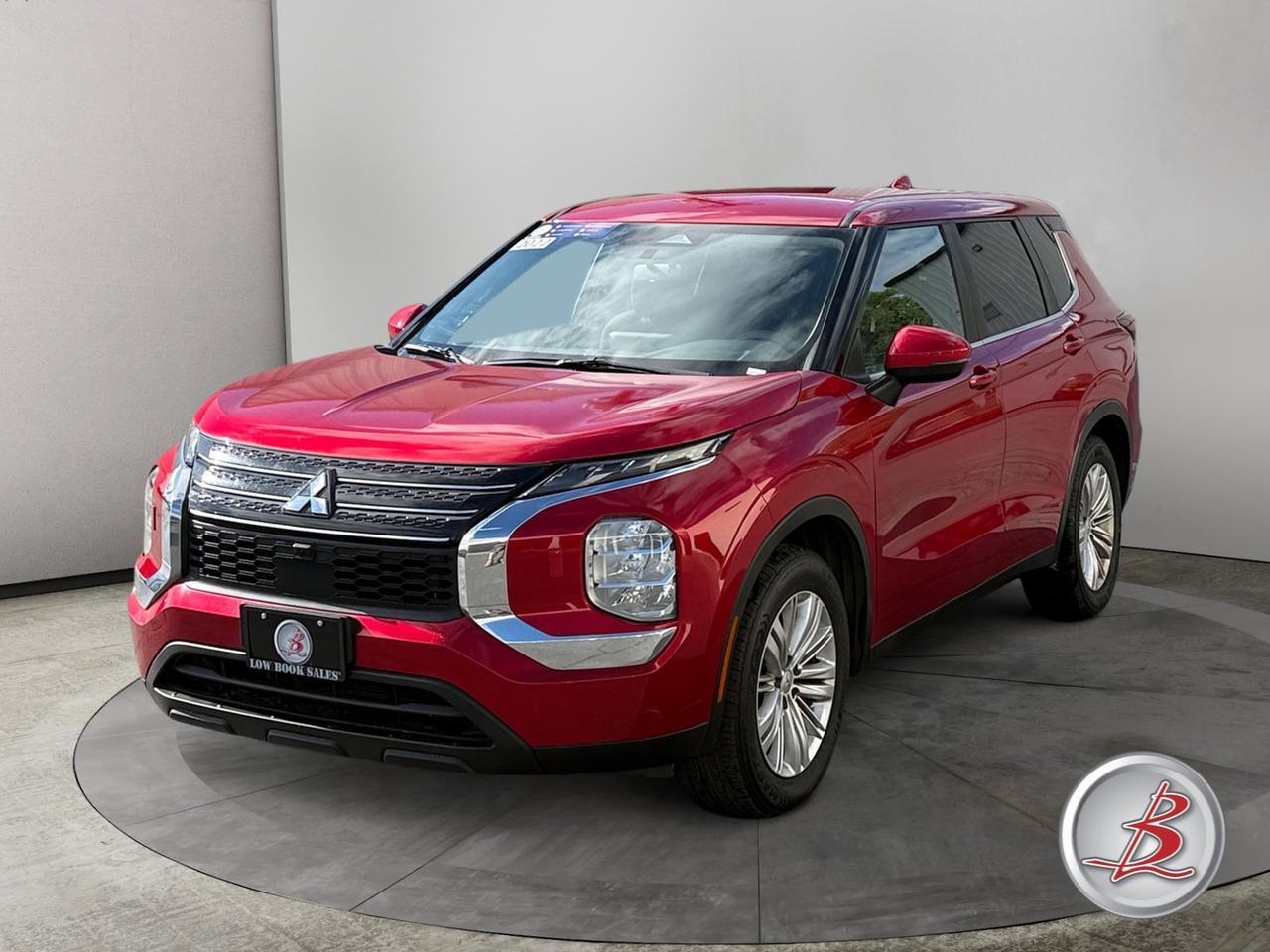 2022 Mitsubishi OUTLANDER ES