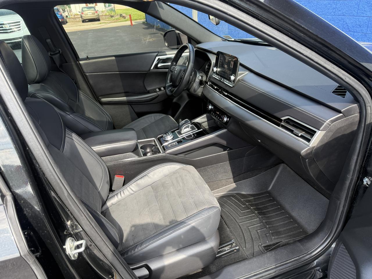 2022 Mitsubishi Outlander Connellsville PA