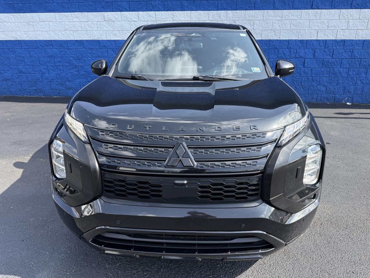 2022 Mitsubishi Outlander Connellsville PA