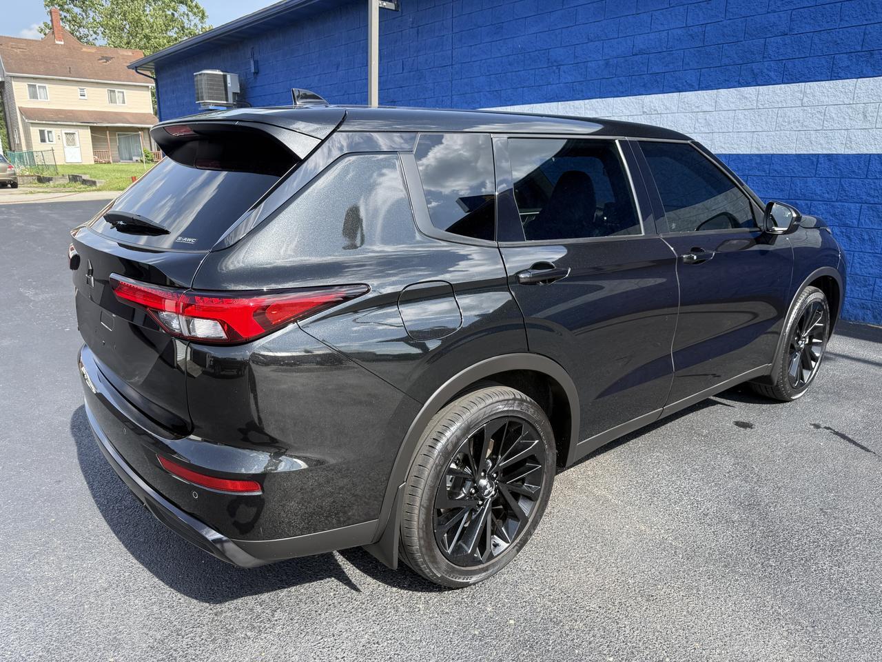 2022 Mitsubishi Outlander Connellsville PA