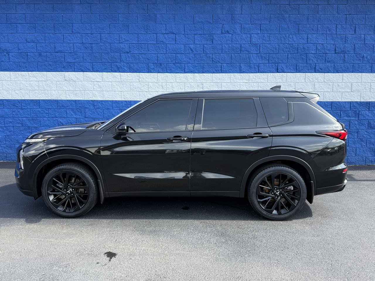 2022 Mitsubishi Outlander Connellsville PA