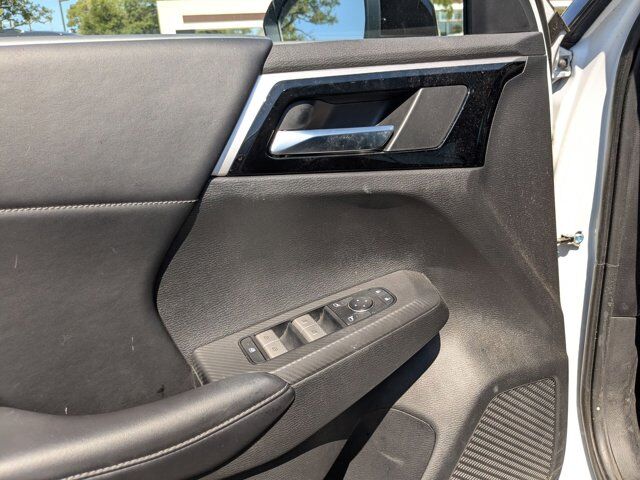 2022 Mitsubishi Outlander Black Edition
