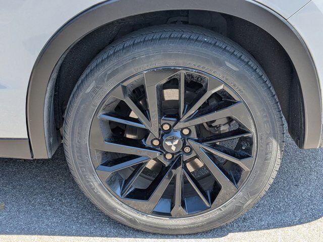 2022 Mitsubishi Outlander Black Edition