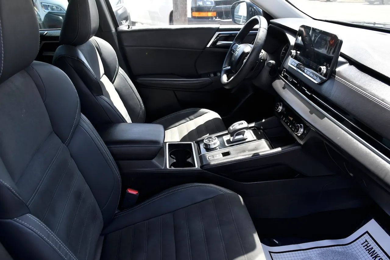 2022 Mitsubishi Outlander Black Edition Sport Utility 4D Doral FL