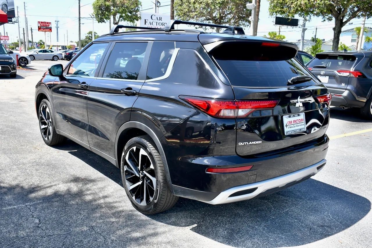2022 Mitsubishi Outlander Black Edition Sport Utility 4D Doral FL