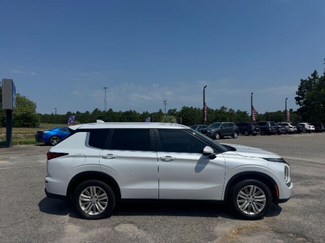 2022 Mitsubishi Outlander ES 2.5 2WD Gaston SC