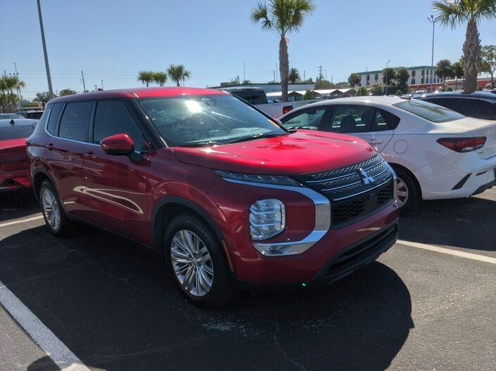 2022 Mitsubishi Outlander ES Oshkosh WI