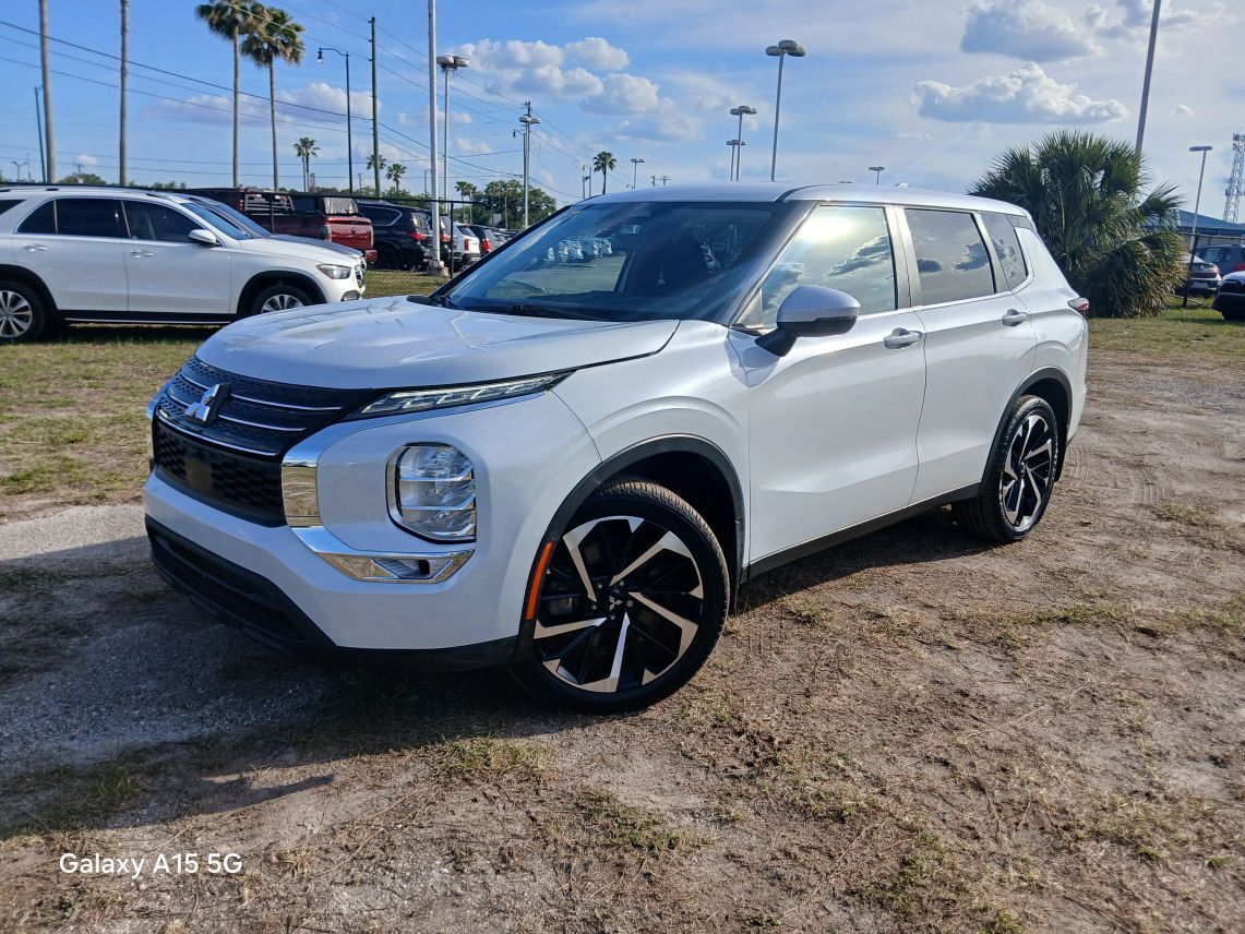 2022 Mitsubishi Outlander