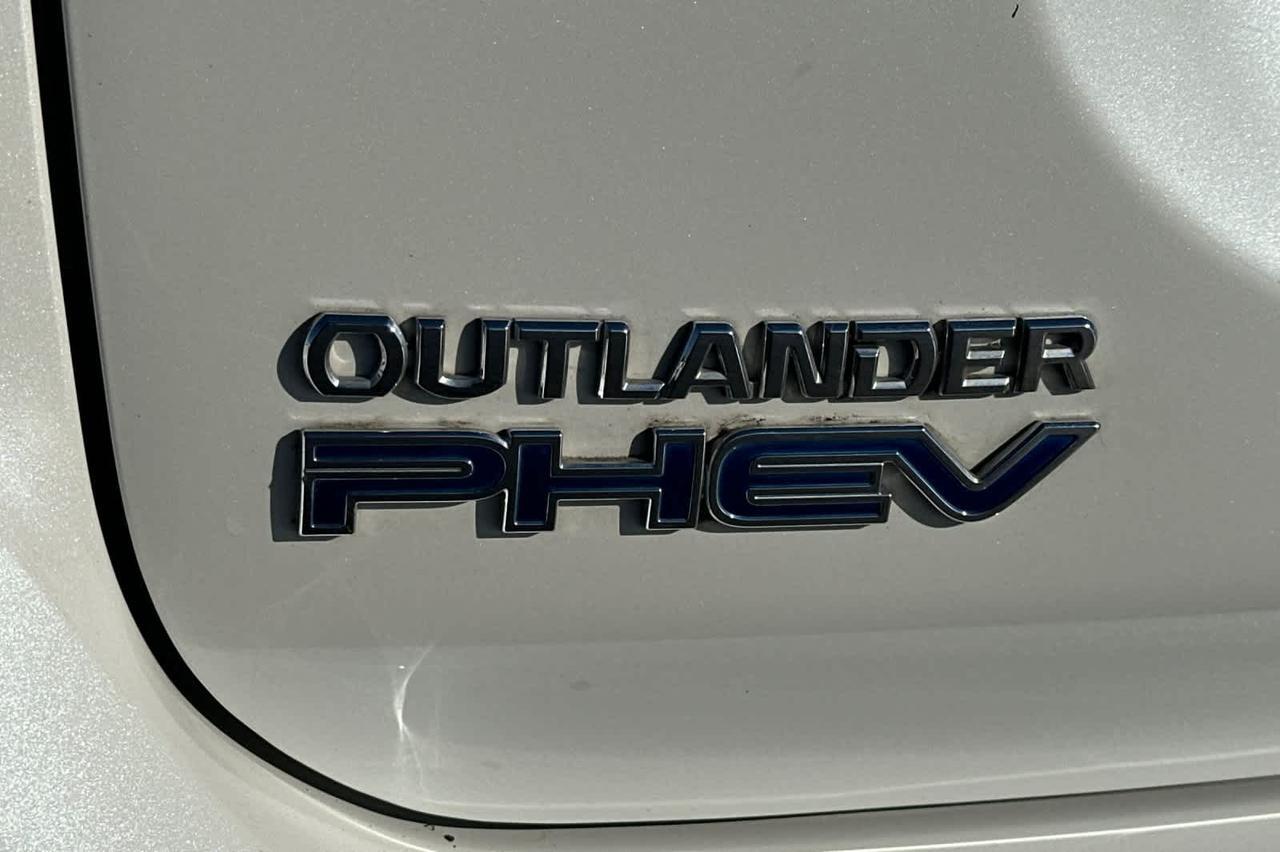 2022 Mitsubishi Outlander PHEV GT Roseville CA