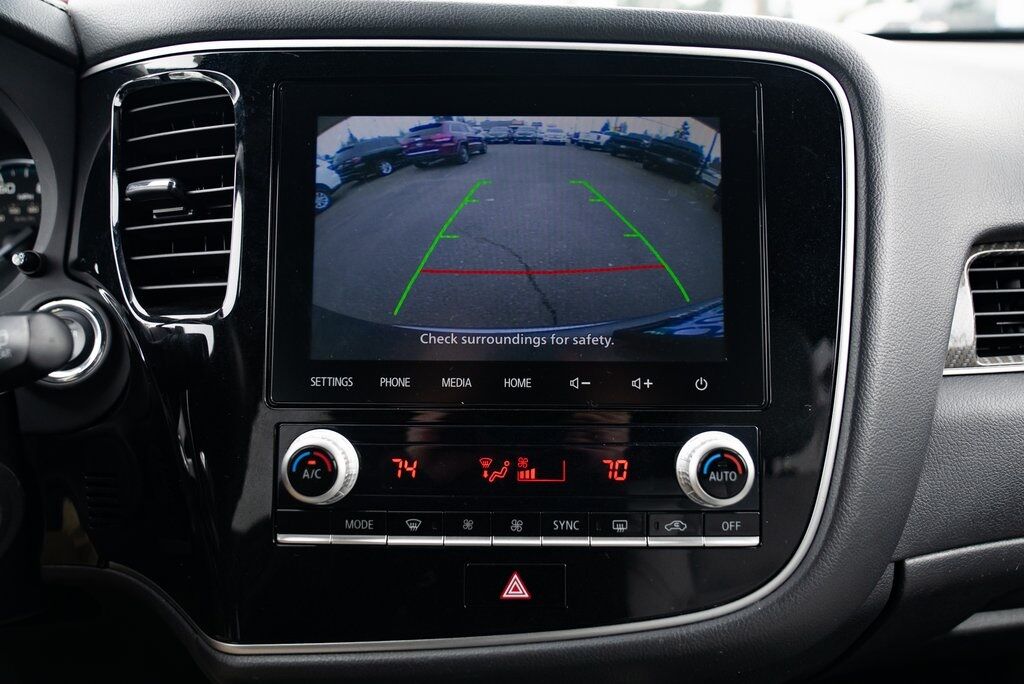 2022 Mitsubishi Outlander PHEV LE Milwaukie OR