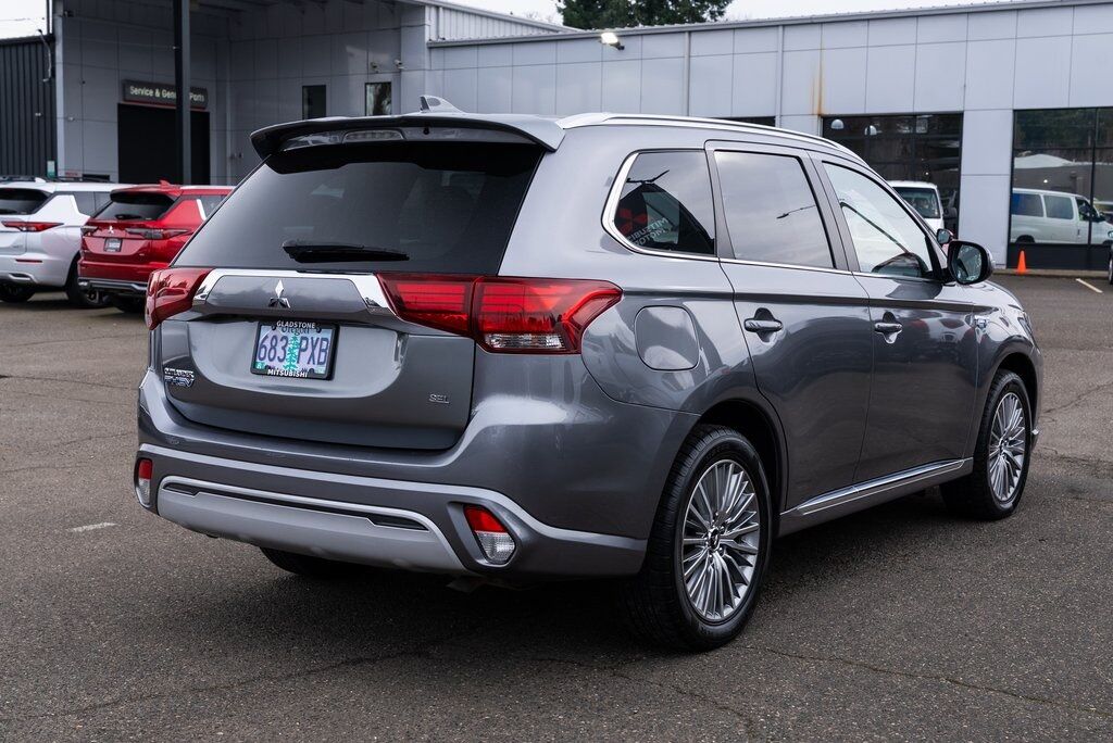 2022 Mitsubishi Outlander PHEV LE Milwaukie OR