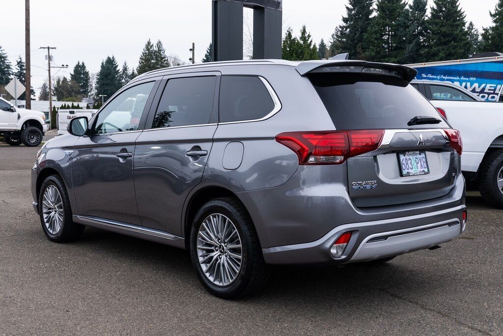 2022 Mitsubishi Outlander PHEV LE Milwaukie OR