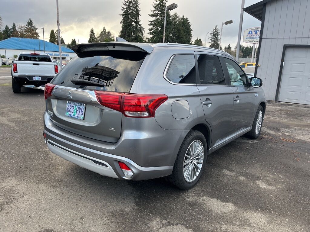 2022 Mitsubishi Outlander PHEV LE Milwaukie OR