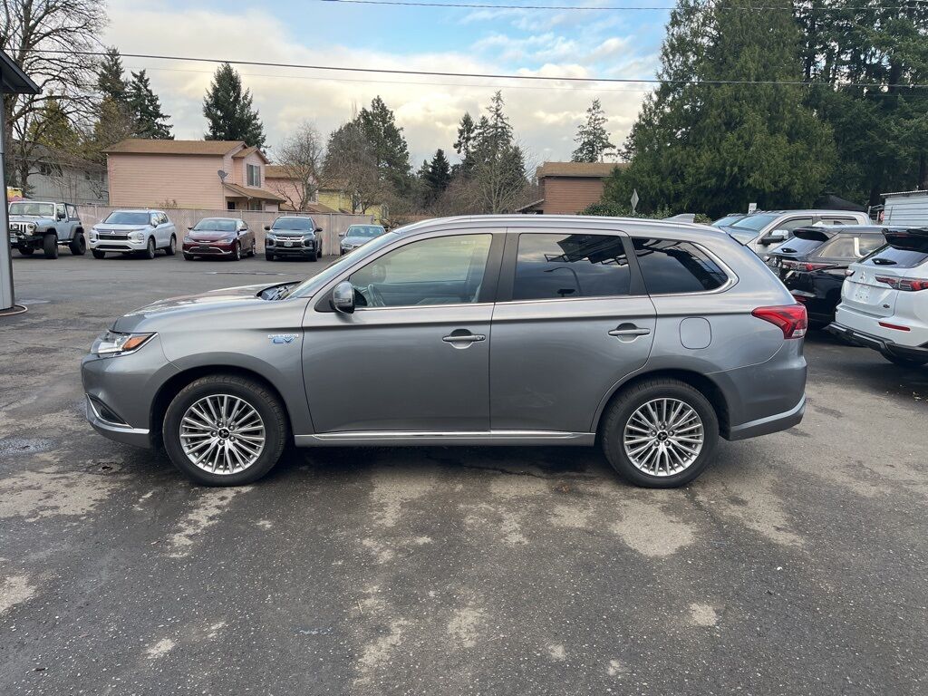 2022 Mitsubishi Outlander PHEV LE Milwaukie OR