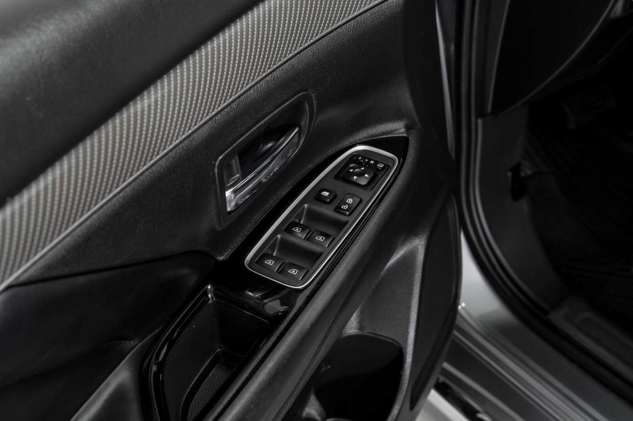 2022 Mitsubishi Outlander PHEV SEL S-AWC 4WD BLIND SPOT ASSIT LANE DEPARTURE LANE CHANGE ASSIST Carrollton TX