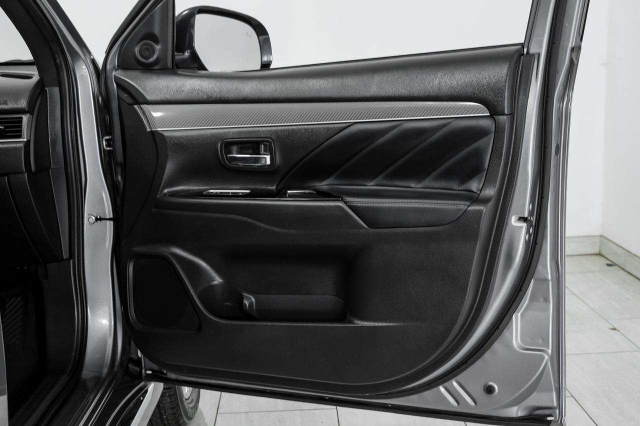 2022 Mitsubishi Outlander PHEV SEL S-AWC 4WD BLIND SPOT ASSIT LANE DEPARTURE LANE CHANGE ASSIST Carrollton TX