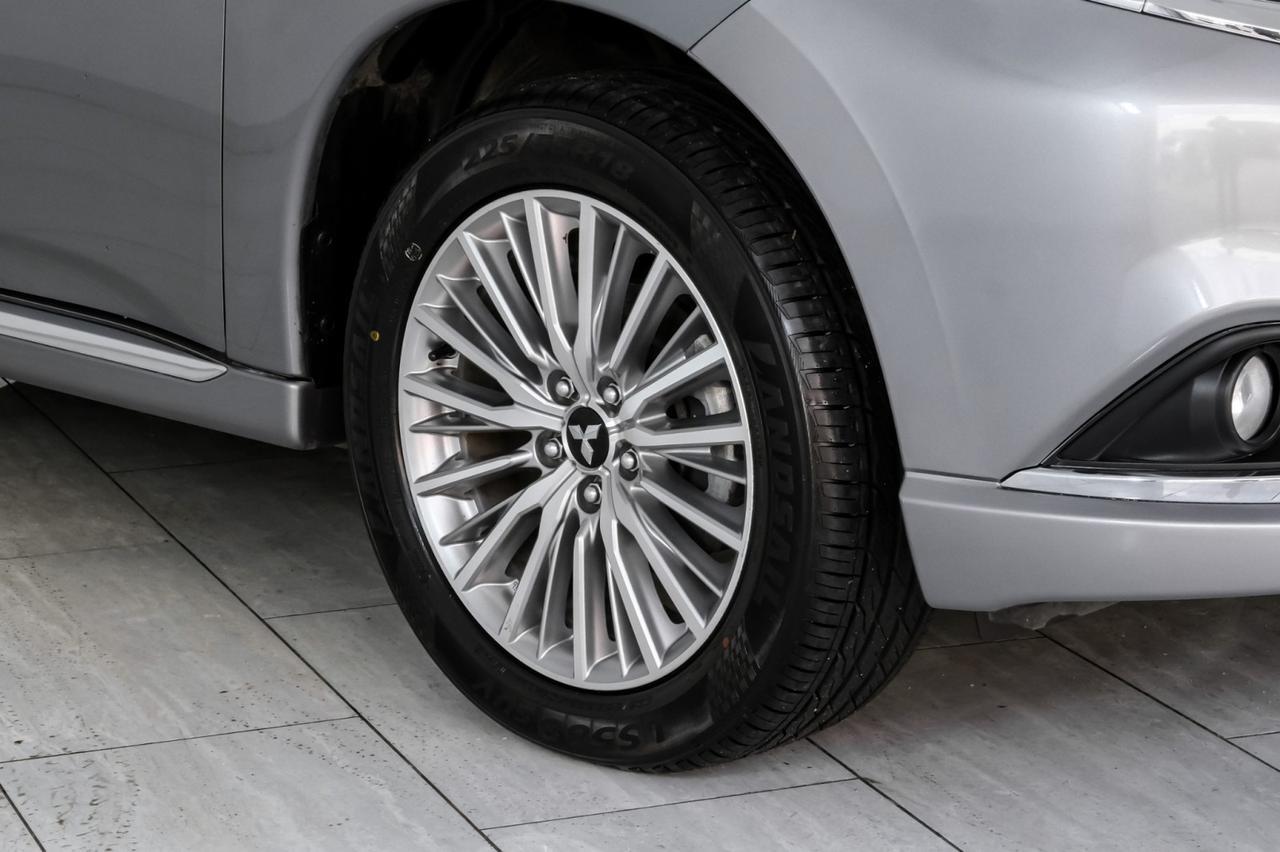 2022 Mitsubishi Outlander PHEV SEL S-AWC 4WD BLIND SPOT ASSIT LANE DEPARTURE LANE CHANGE ASSIST Carrollton TX