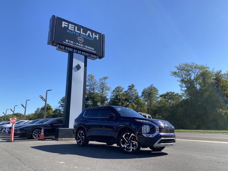 2022 Mitsubishi Outlander SE Bristol  PA
