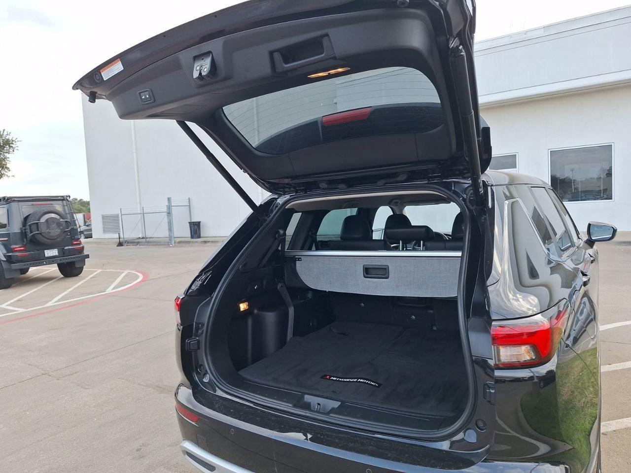 2022 Mitsubishi Outlander SE Hurst TX