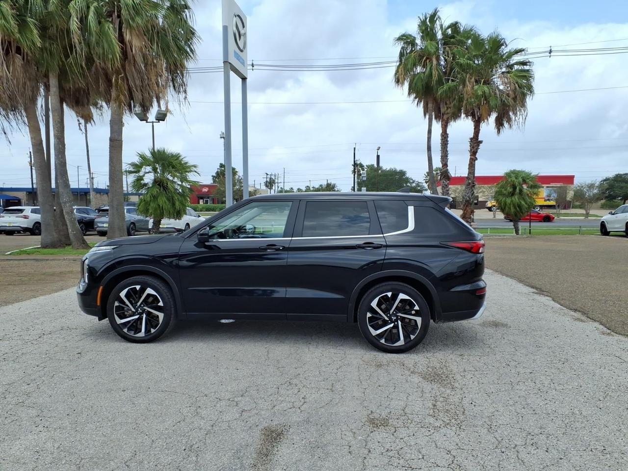 2022 Mitsubishi Outlander SE Brownsville TX