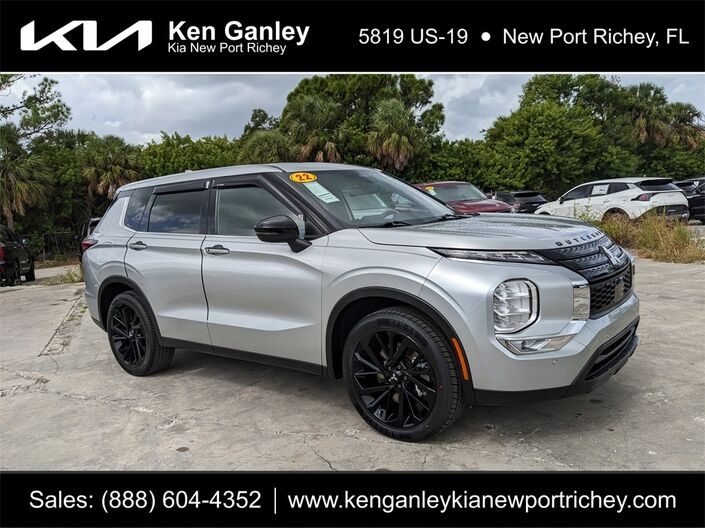 2022 Mitsubishi Outlander SE Oshkosh WI