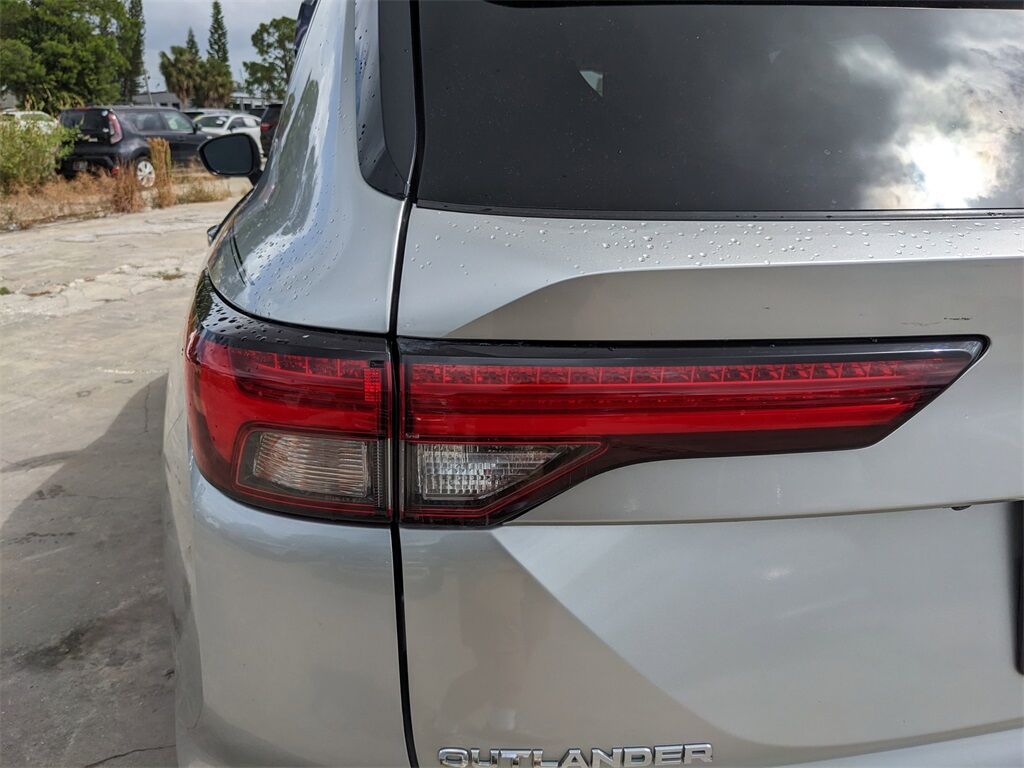 2022 Mitsubishi Outlander SE San Clemente CA