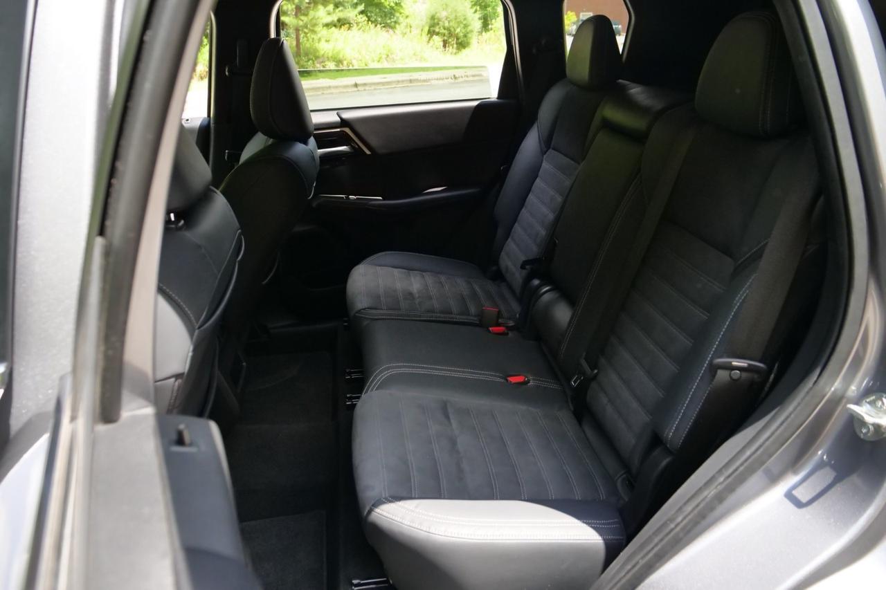2022 Mitsubishi Outlander SE / Tech Package / Heated Front Seats / Third Row! Lincolnton NC