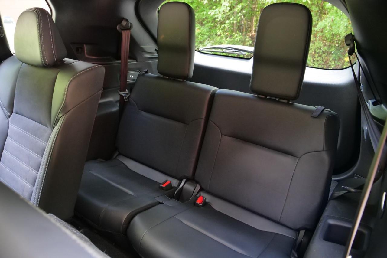 2022 Mitsubishi Outlander SE / Tech Package / Heated Front Seats / Third Row! Lincolnton NC
