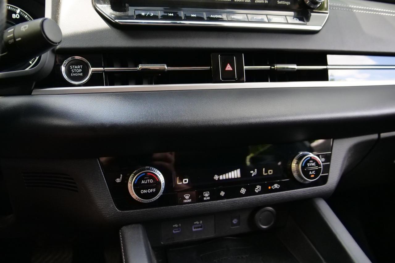 2022 Mitsubishi Outlander SE / Tech Package / Heated Front Seats / Third Row! Lincolnton NC