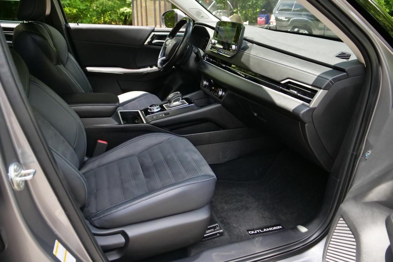 2022 Mitsubishi Outlander SE / Tech Package / Heated Front Seats / Third Row! Lincolnton NC