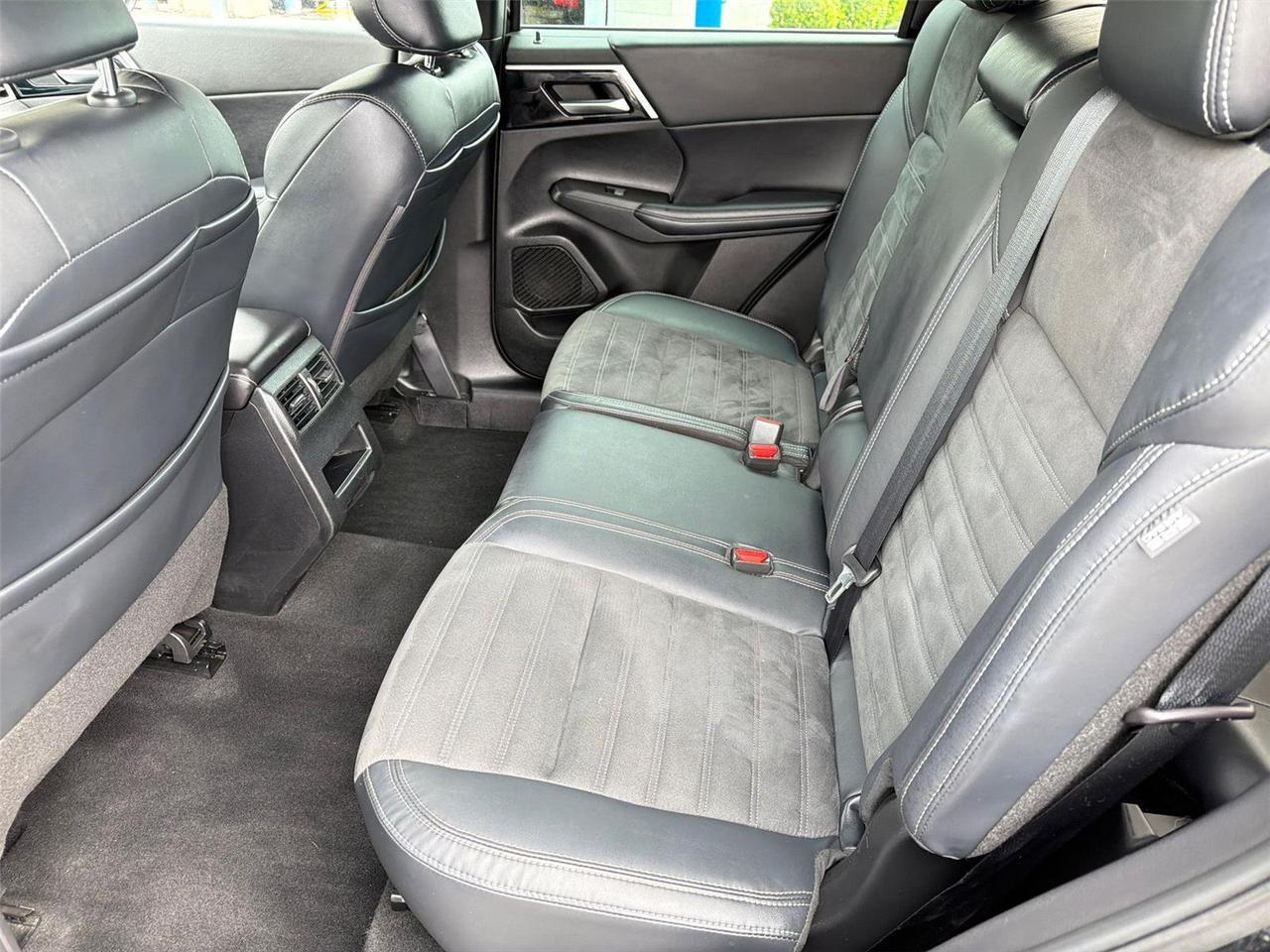 2022 Mitsubishi Outlander SE Hagerstown MD