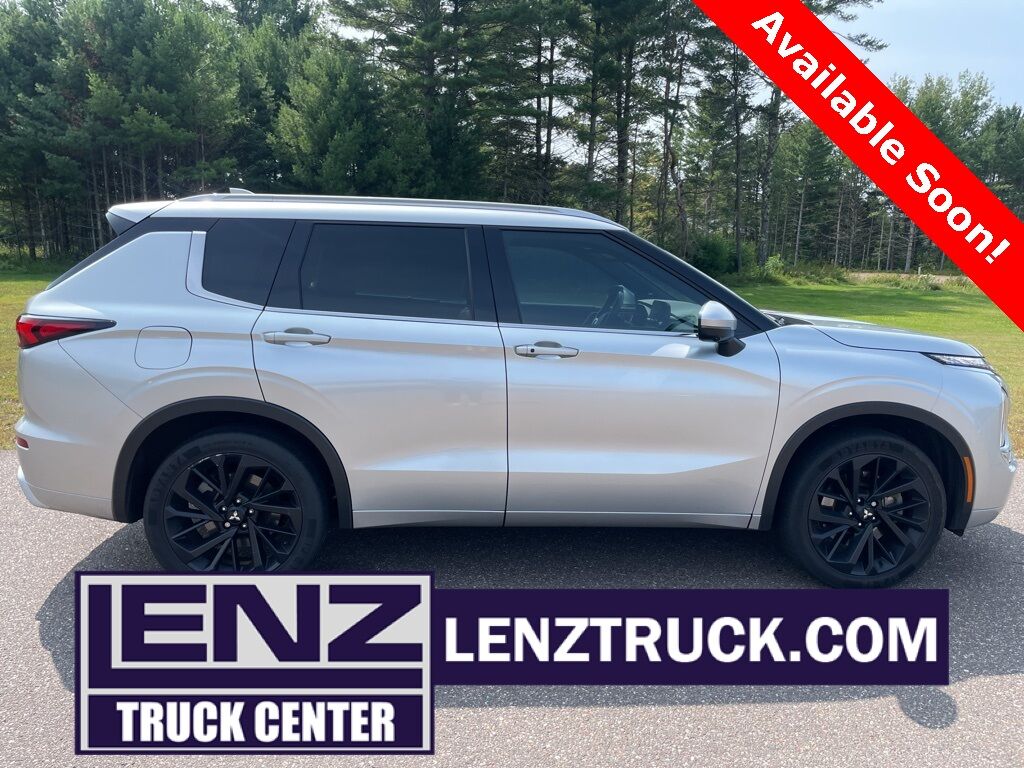 2022 Mitsubishi Outlander SEL AWD 7 Passenger