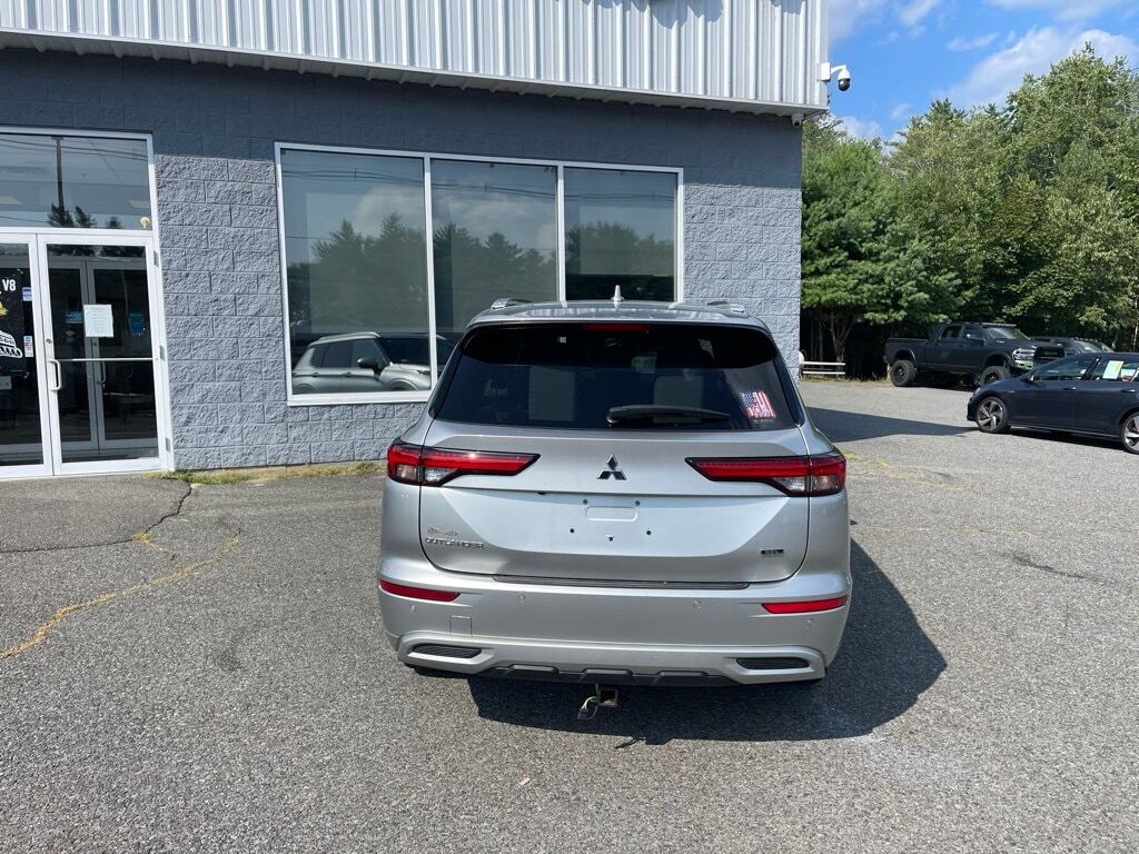 2022 Mitsubishi Outlander SEL Orange MA