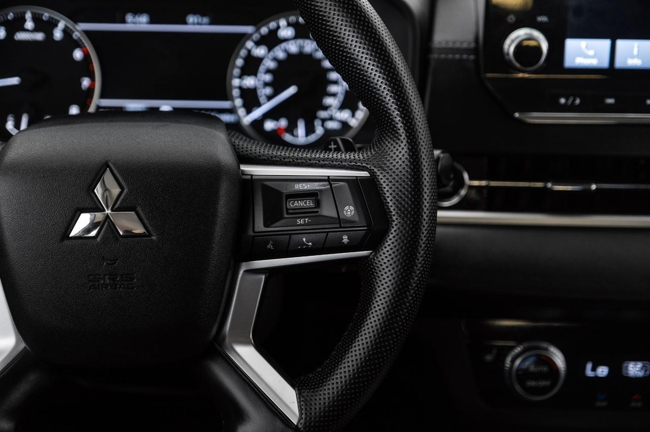 2022 Mitsubishi Outlander SEL SPECIAL EDITION 2.5 S-AWC BLIND SPOT ASSIT PILOT ASSIST LANE Carrollton TX