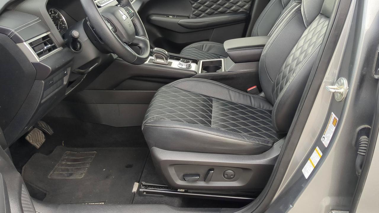 2022 Mitsubishi Outlander SEL