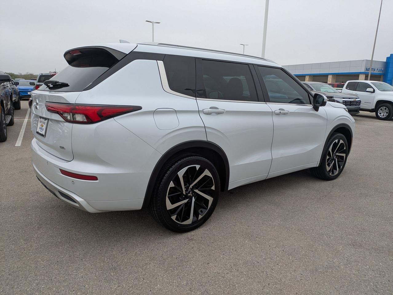 2022 Mitsubishi Outlander SEL Castroville TX