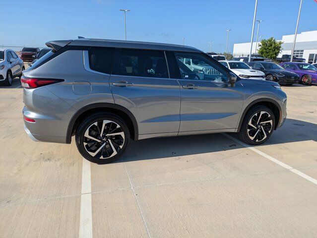 2022 Mitsubishi Outlander SEL Castroville TX
