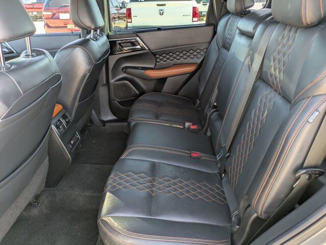 2022 Mitsubishi Outlander SEL Castroville TX